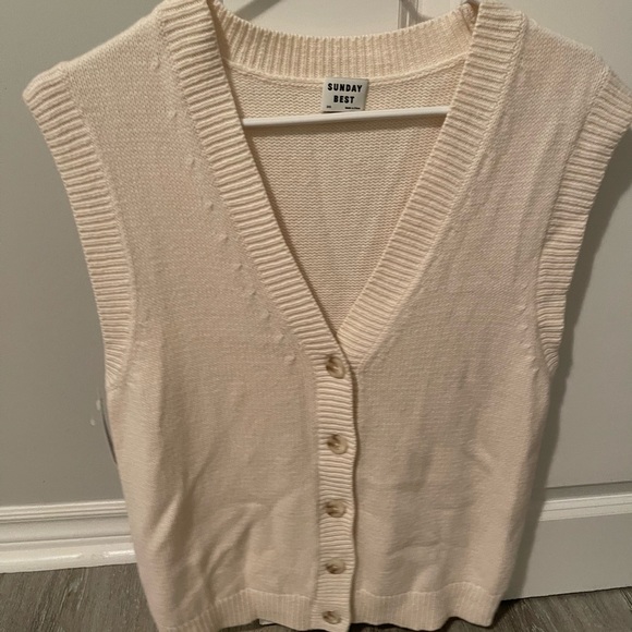 Sunday Best Preston Sweater Vest - Picture 2 of 3